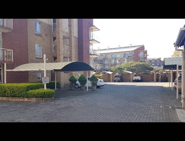 1 BEDROOM APARTMENT SOLD IN HILLCREST